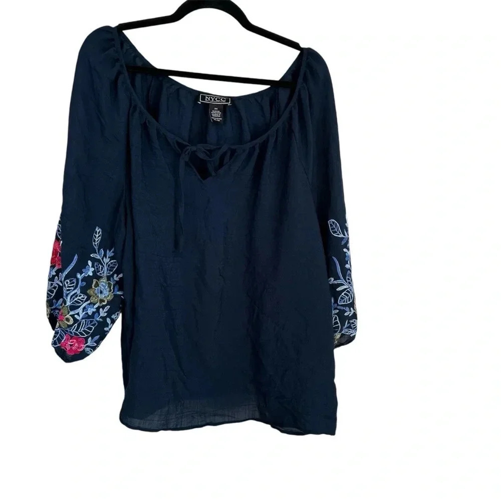 New York Clothing Company (NYCC) 3/4 Embroidered Navy Tied Top Sz 2X GUC